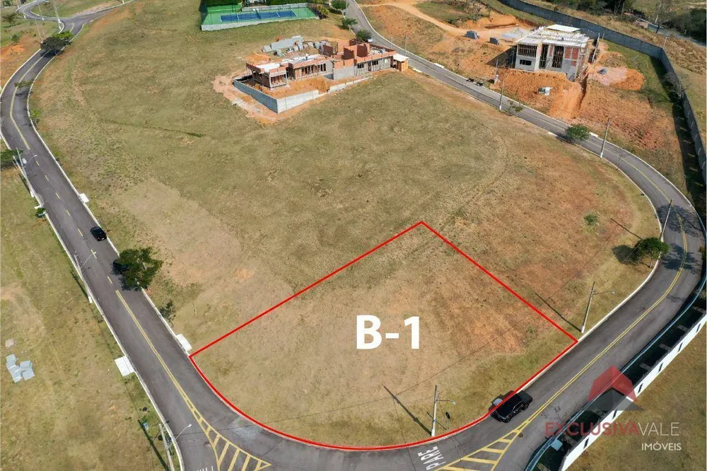 Loteamento e Condomínio, 901 m² - Foto 1