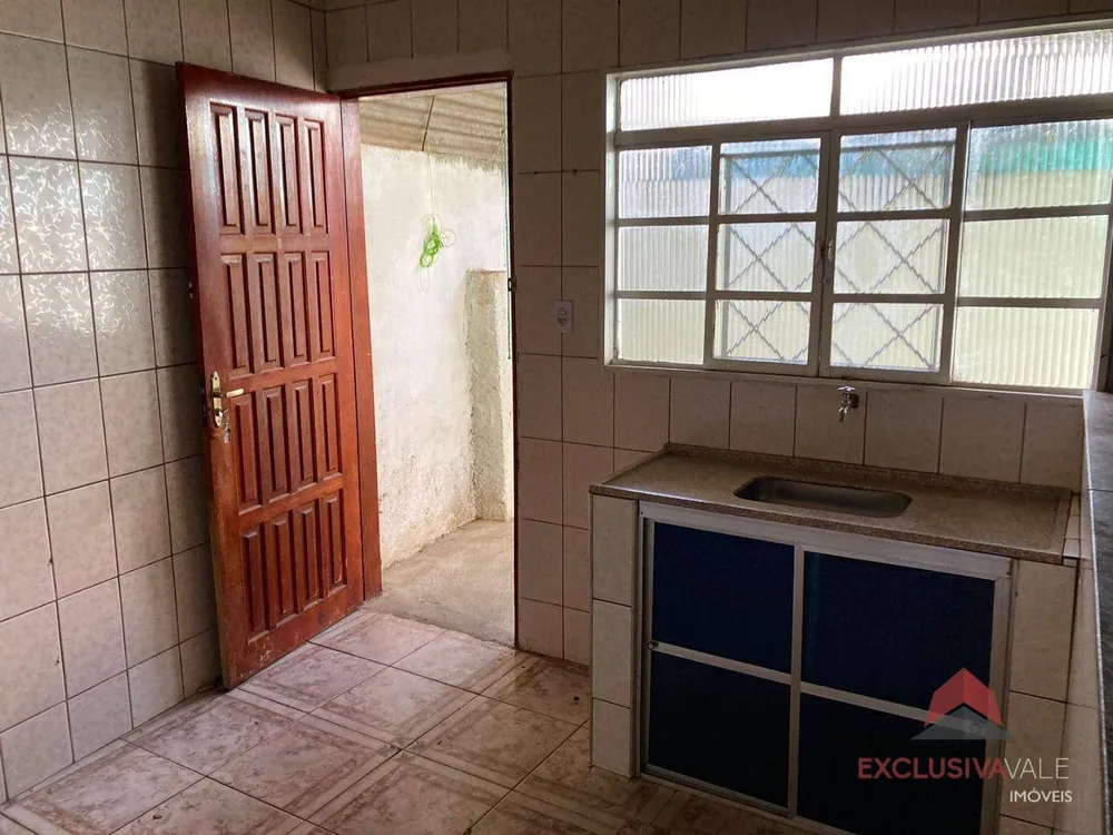 Casa, 3 quartos, 180 m² - Foto 2