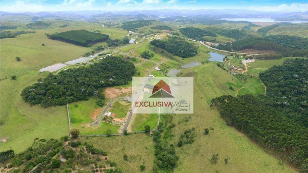 Loteamento e Condomínio, 1000 m² - Foto 1