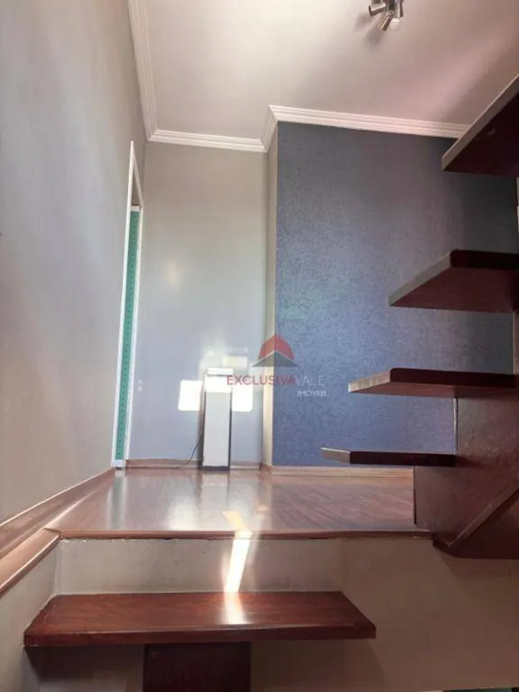 Casa, 3 quartos, 210 m² - Foto 1