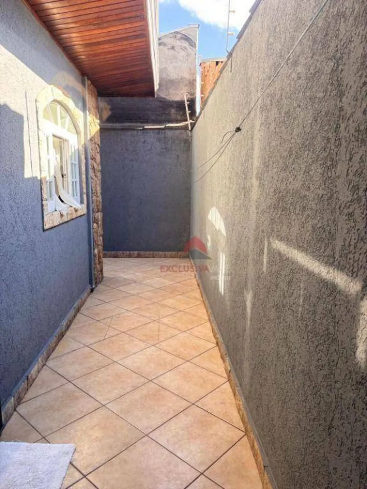 Casa, 3 quartos, 210 m² - Foto 2