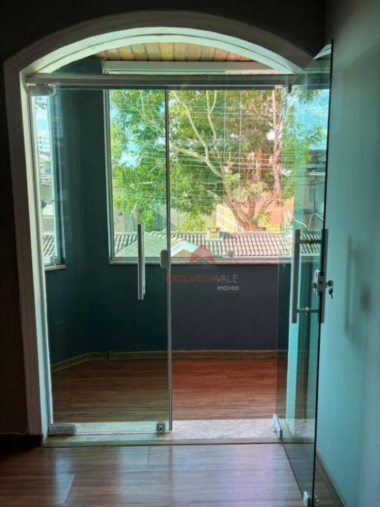 Casa, 3 quartos, 210 m² - Foto 3