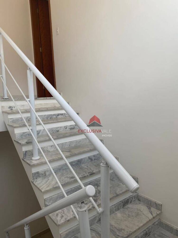 Casa, 3 quartos, 132 m² - Foto 1