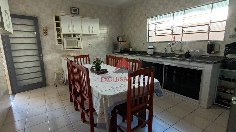 Casa, 3 quartos, 140 m² - Foto 3