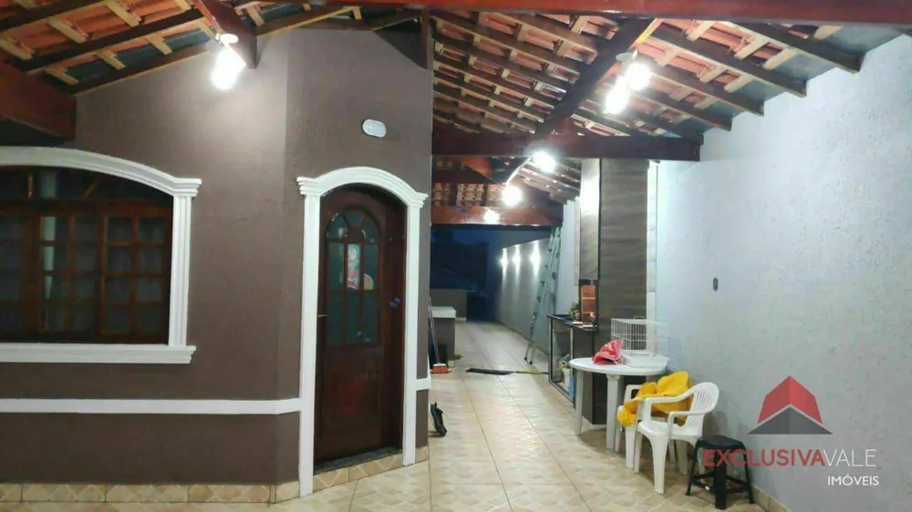 Casa, 3 quartos, 130 m² - Foto 2