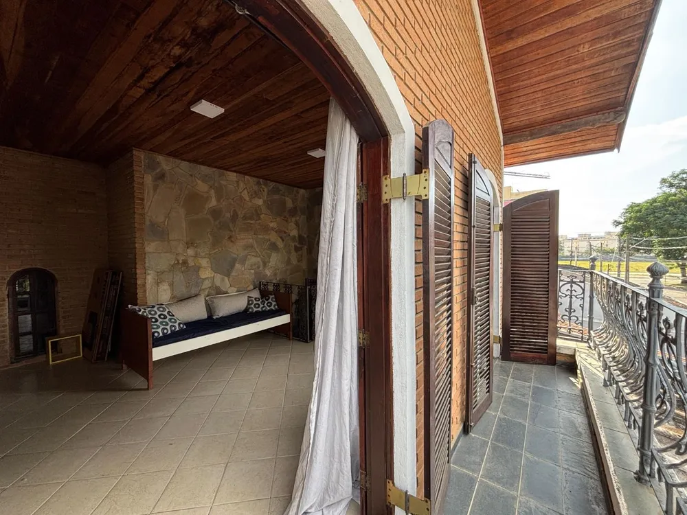 Casa, 3 quartos, 245 m² - Foto 2