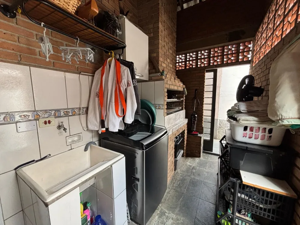 Casa, 3 quartos, 245 m² - Foto 3