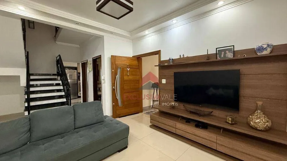 Casa, 5 quartos, 199 m² - Foto 2