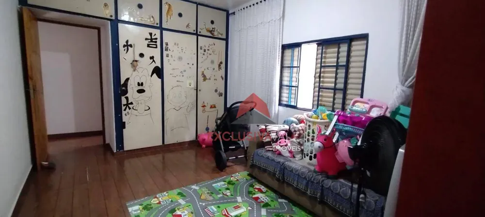 Casa, 5 quartos, 290 m² - Foto 1