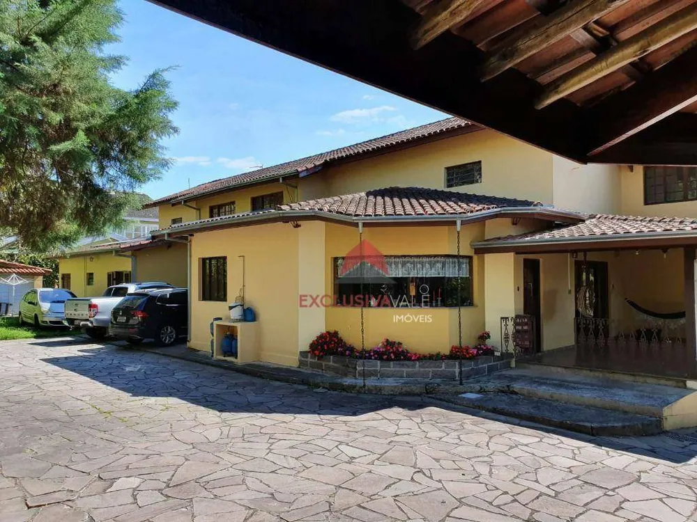 Casa de Condomínio, 4 quartos - Foto 1
