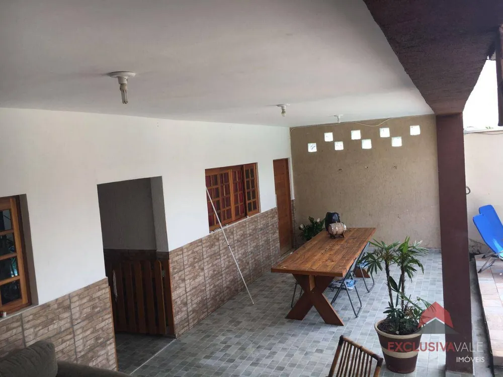 Casa, 3 quartos, 180 m² - Foto 1