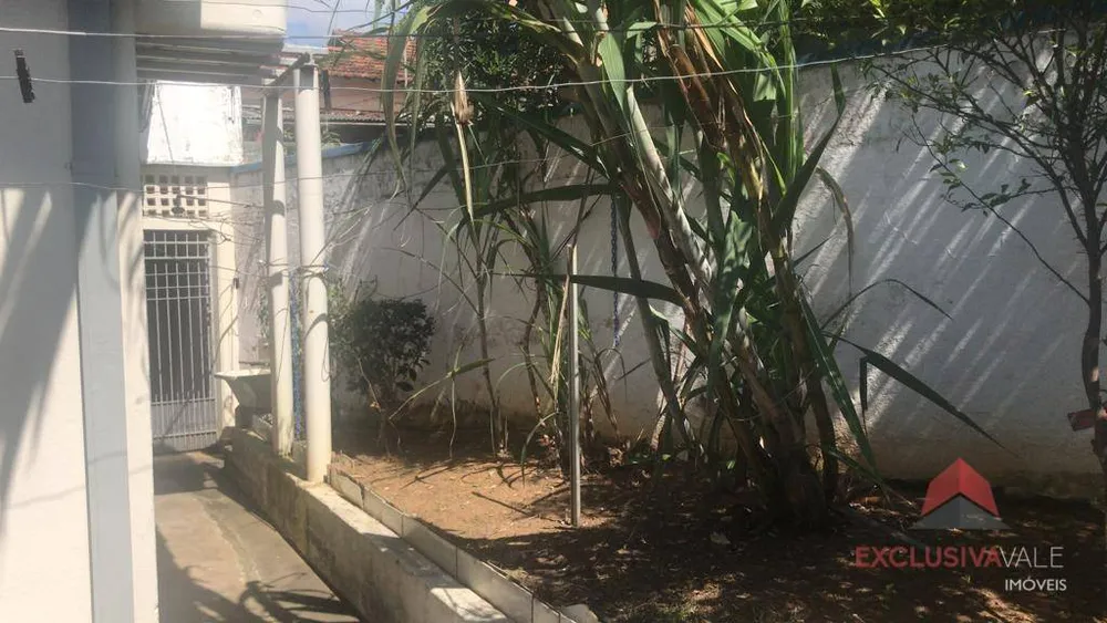 Casa, 3 quartos, 267 m² - Foto 1