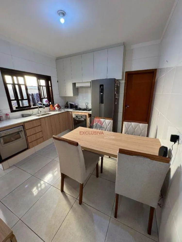 Casa, 2 quartos, 70 m² - Foto 2
