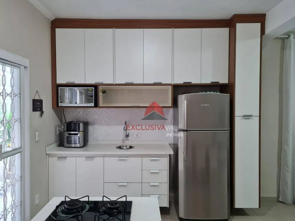 Casa, 3 quartos, 146 m² - Foto 1