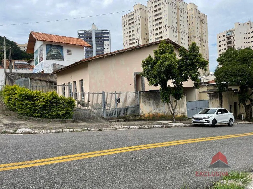 Casa, 3 quartos, 250 m² - Foto 2