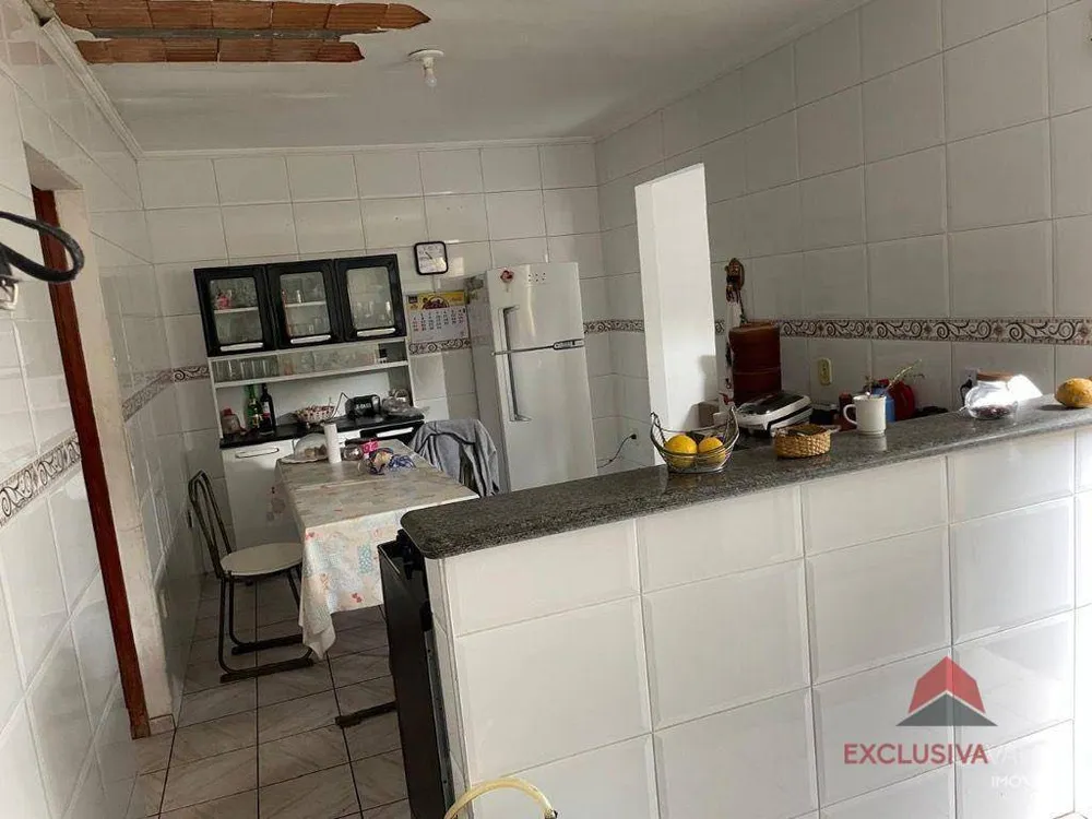 Casa, 3 quartos, 250 m² - Foto 4