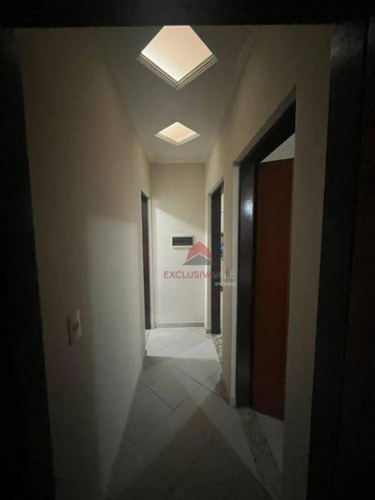 Casa, 4 quartos, 252 m² - Foto 1