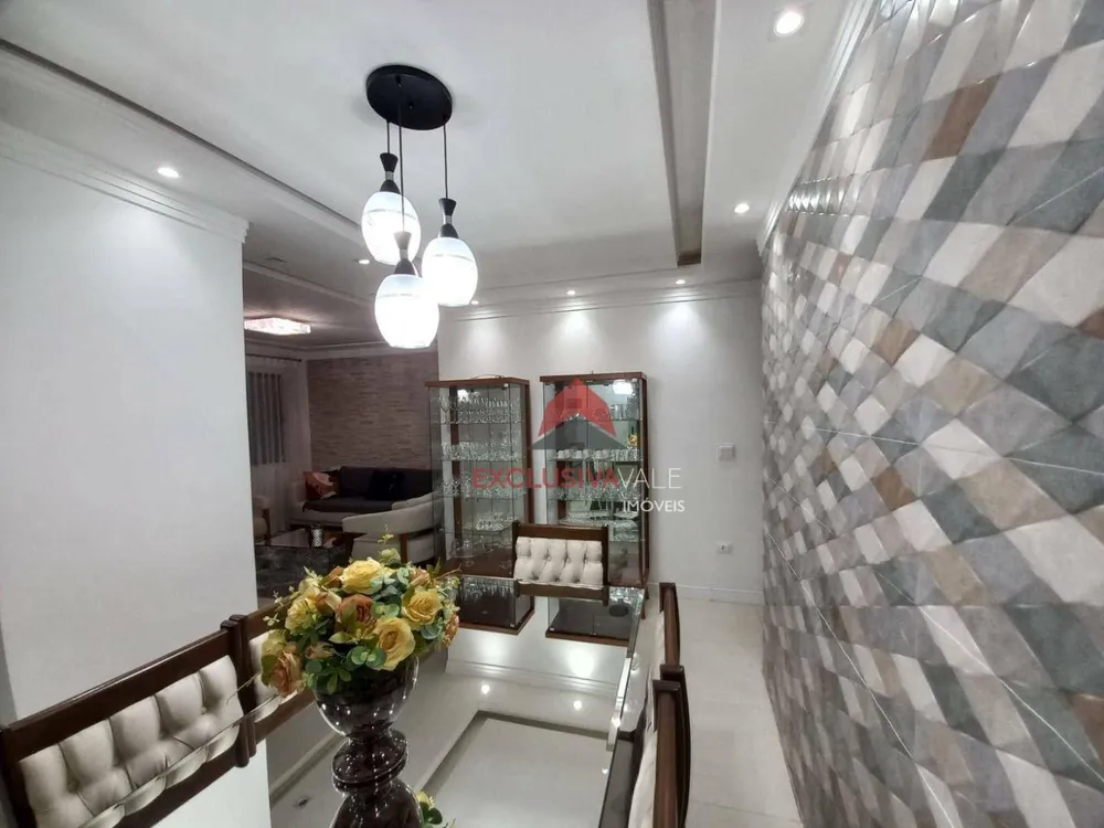 Casa, 4 quartos, 137 m² - Foto 2