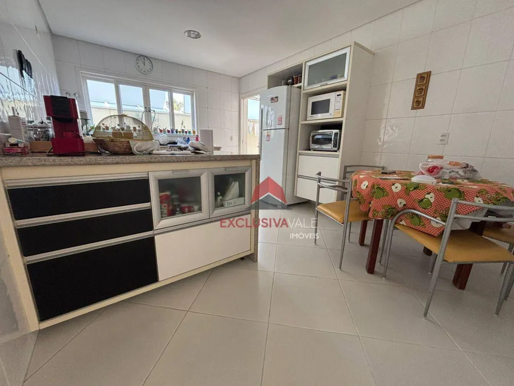 Casa, 4 quartos, 348 m² - Foto 4