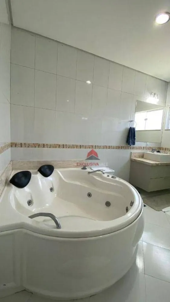 Casa de Condomínio, 5 quartos - Foto 1
