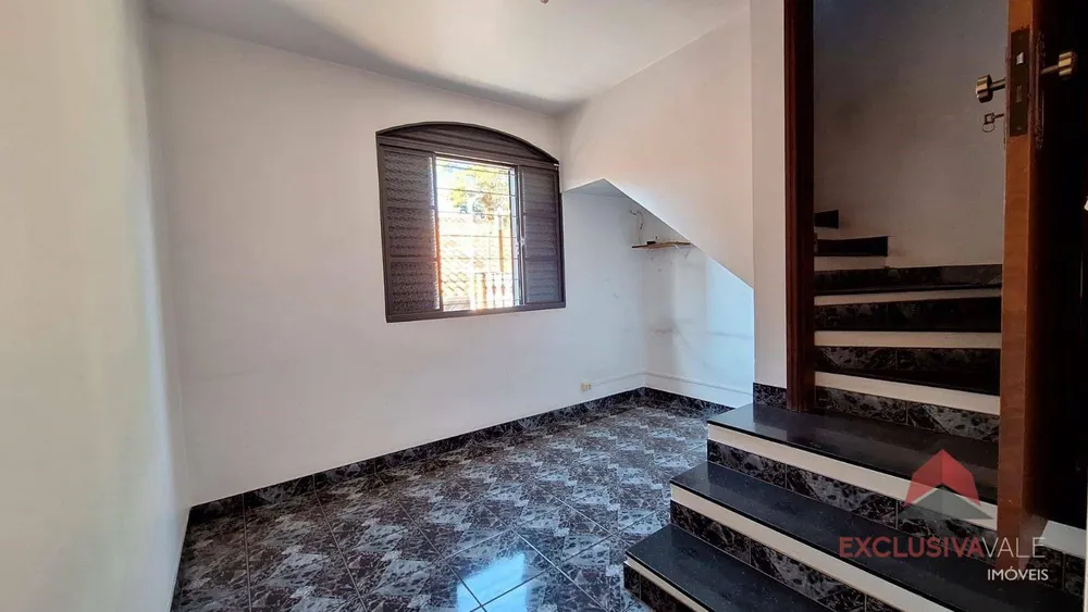 Casa, 3 quartos, 305 m² - Foto 2