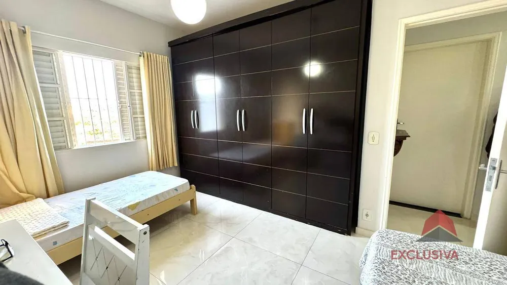Casa, 5 quartos, 180 m² - Foto 4