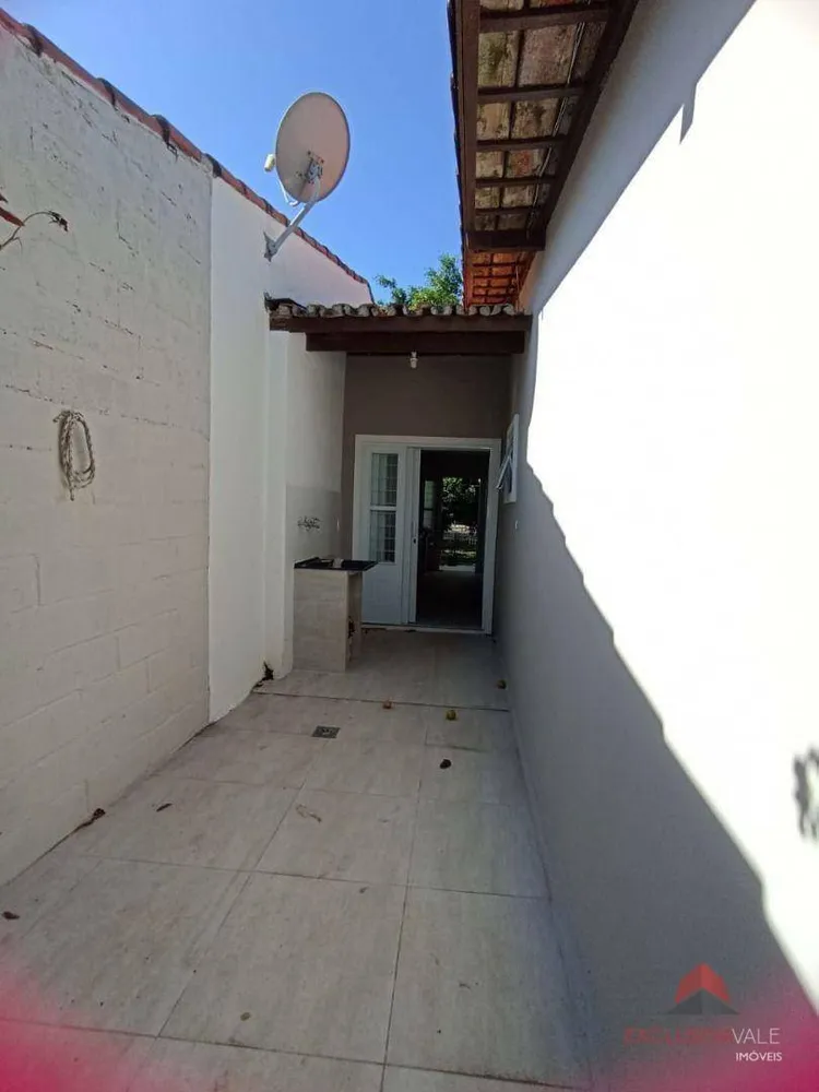 Casa, 3 quartos, 130 m² - Foto 2