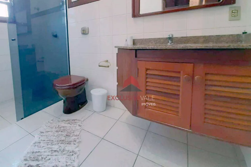 Casa, 4 quartos, 265 m² - Foto 8
