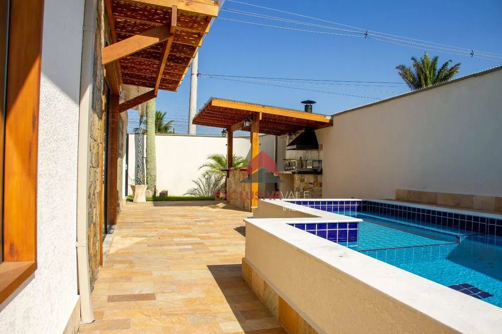 Casa, 3 quartos, 220 m² - Foto 2