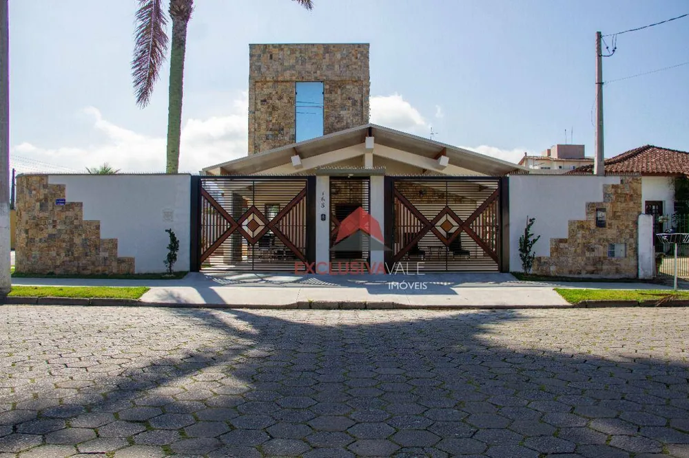 Casa, 3 quartos, 220 m² - Foto 3
