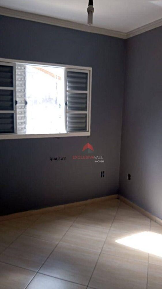 Casa à venda com 3 quartos, 100m² - Foto 5