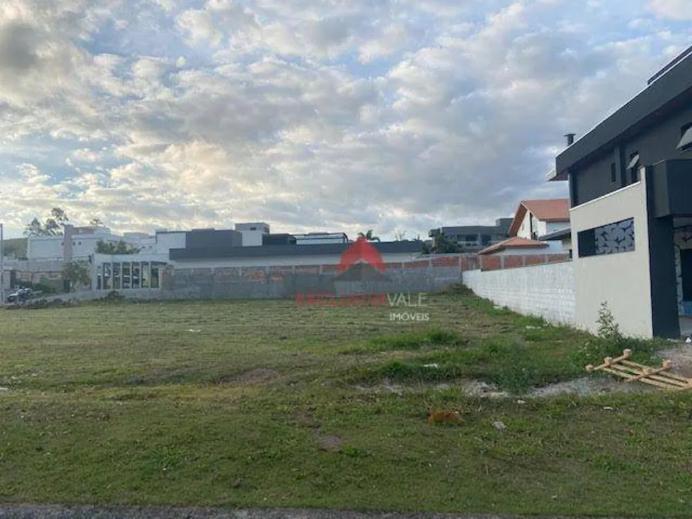 Loteamento e Condomínio, 880 m² - Foto 1
