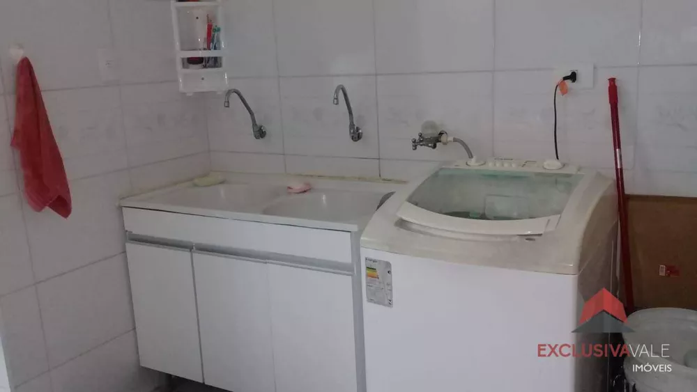 Casa, 5 quartos, 238 m² - Foto 9
