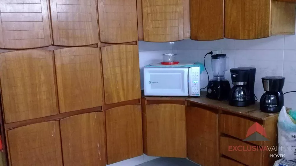 Casa, 5 quartos, 238 m² - Foto 8