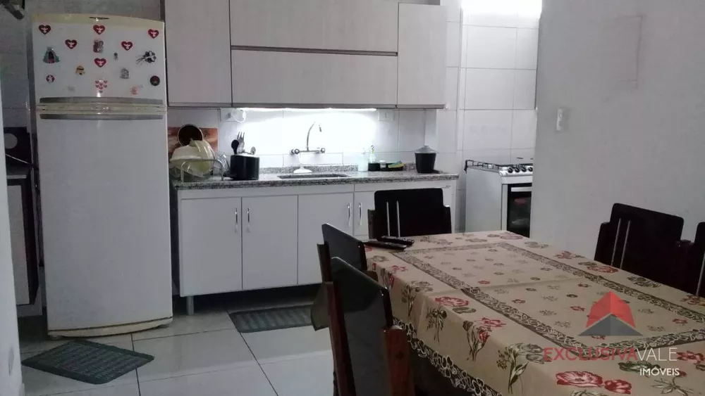 Casa, 5 quartos, 238 m² - Foto 6