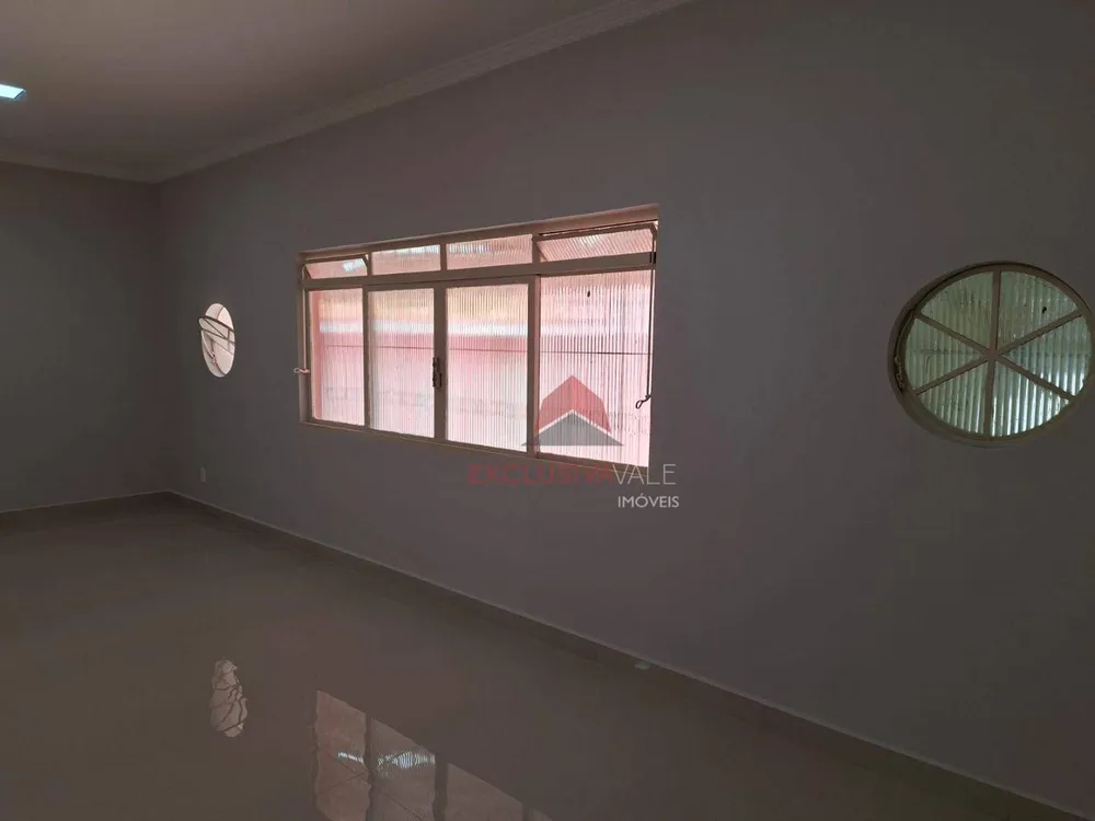 Casa, 3 quartos, 180 m² - Foto 1
