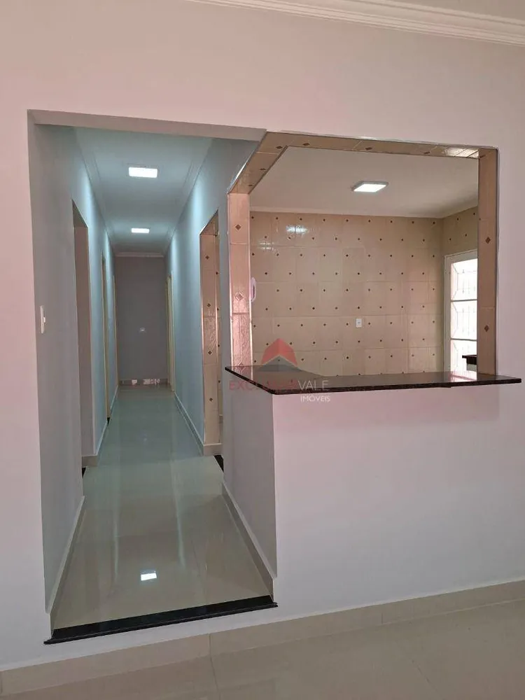 Casa, 3 quartos, 180 m² - Foto 2