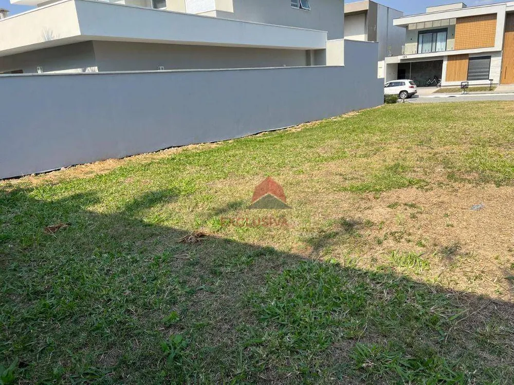 Loteamento e Condomínio, 450 m² - Foto 1
