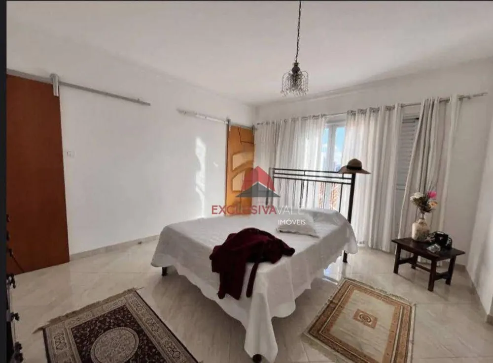 Casa, 3 quartos, 222 m² - Foto 3
