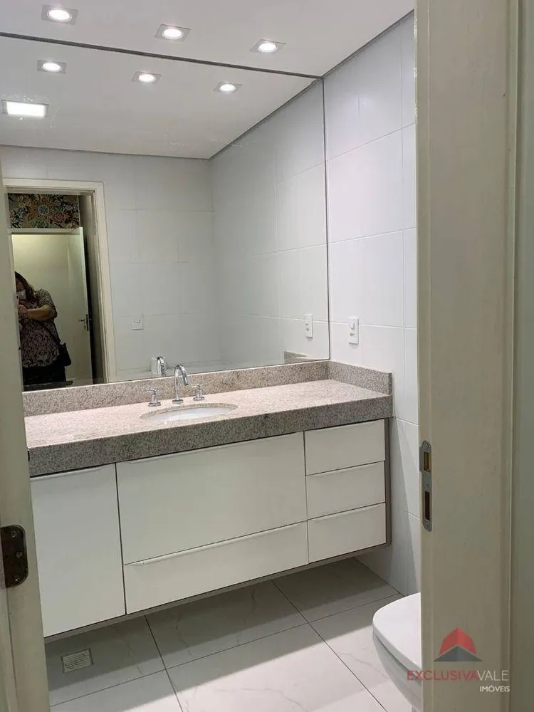 Apartamento, 3 quartos, 147 m² - Foto 2