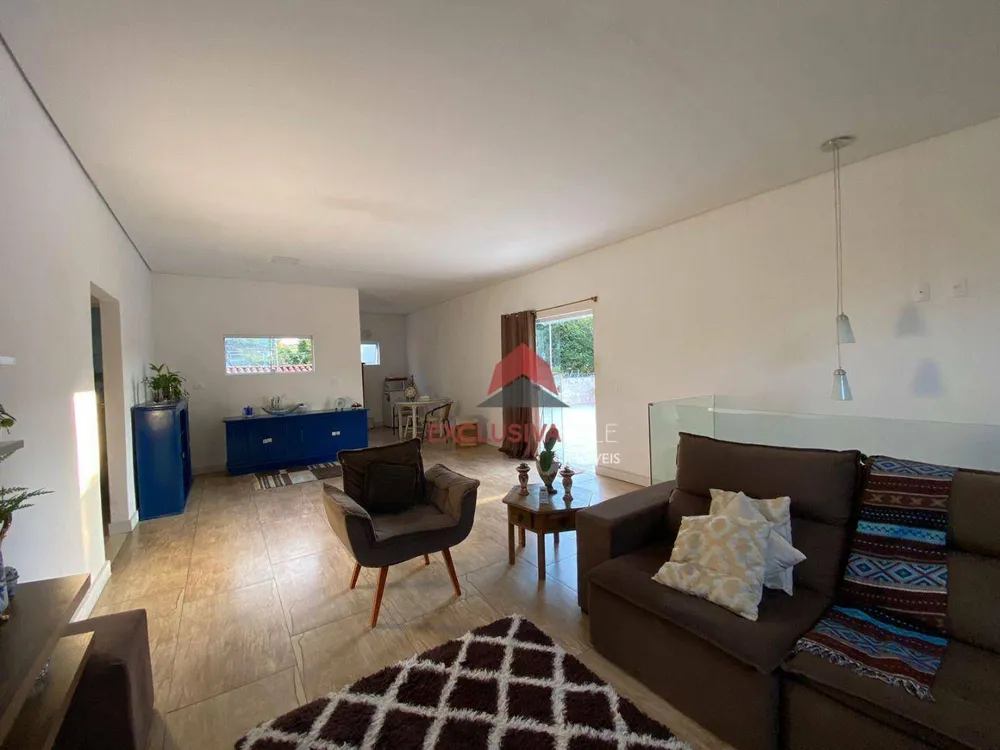 Casa, 4 quartos, 500 m² - Foto 1
