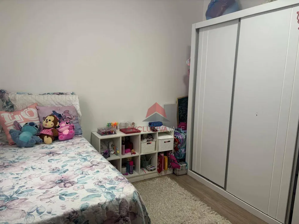 Casa, 3 quartos, 196 m² - Foto 2
