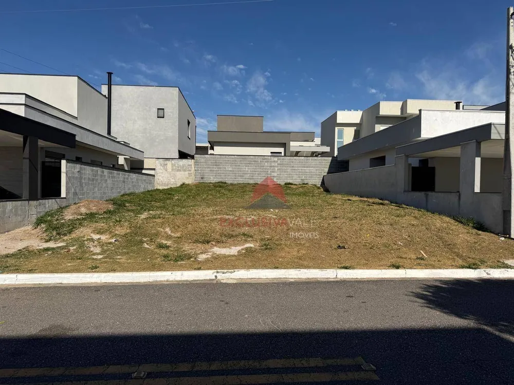 Loteamento e Condomínio, 270 m² - Foto 1