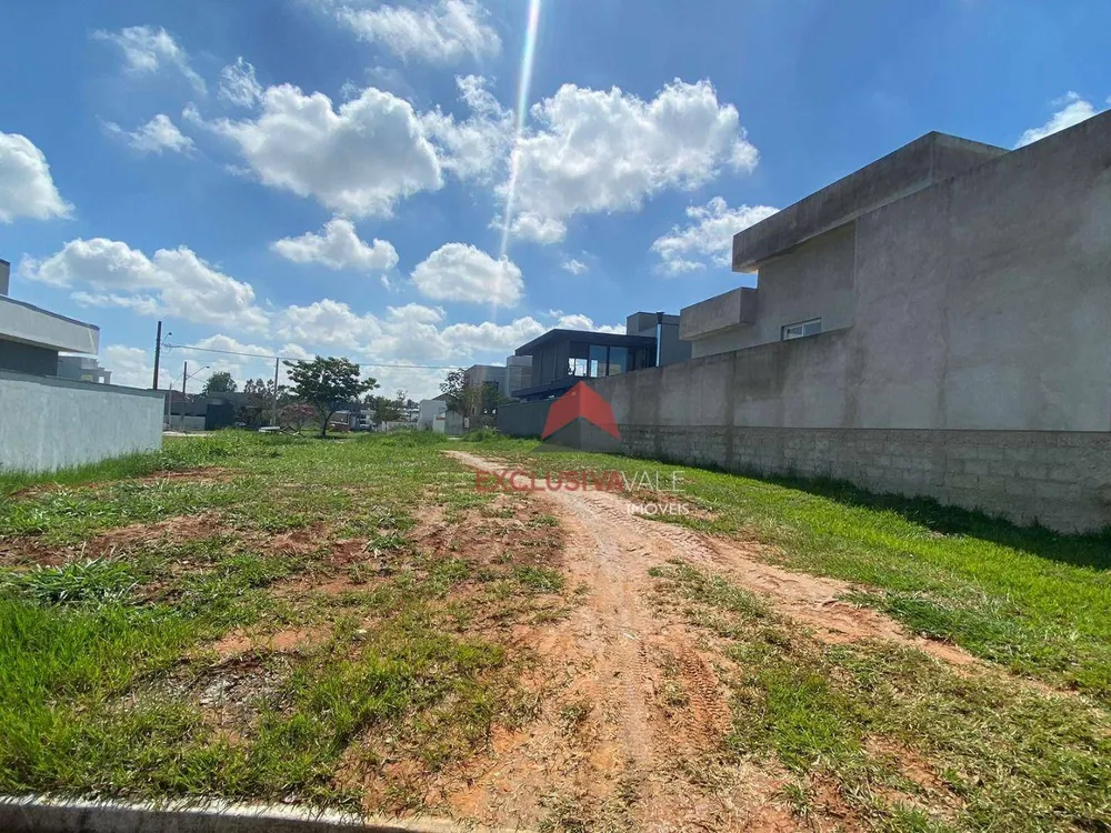 Loteamento e Condomínio, 300 m² - Foto 1