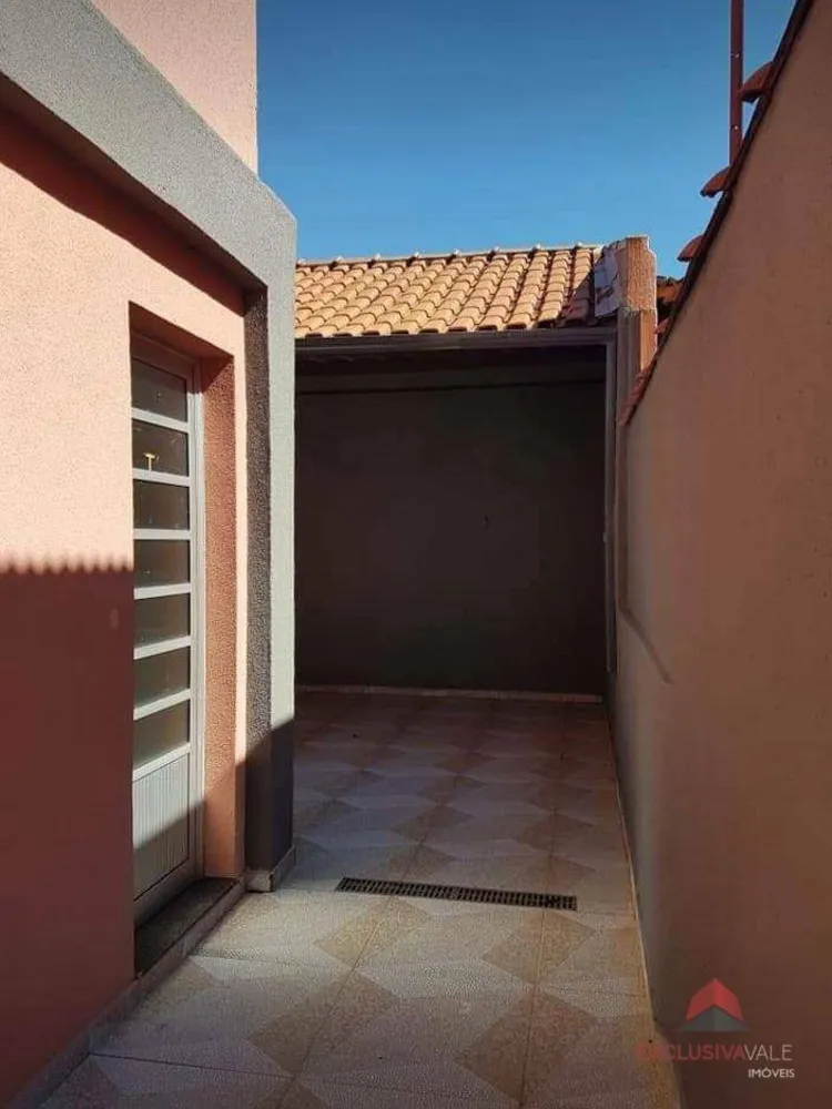 Casa, 4 quartos, 220 m² - Foto 1