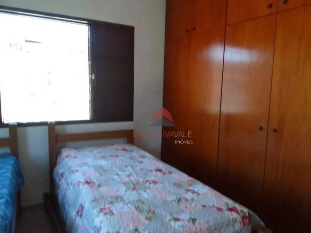 Casa, 3 quartos, 180 m² - Foto 1