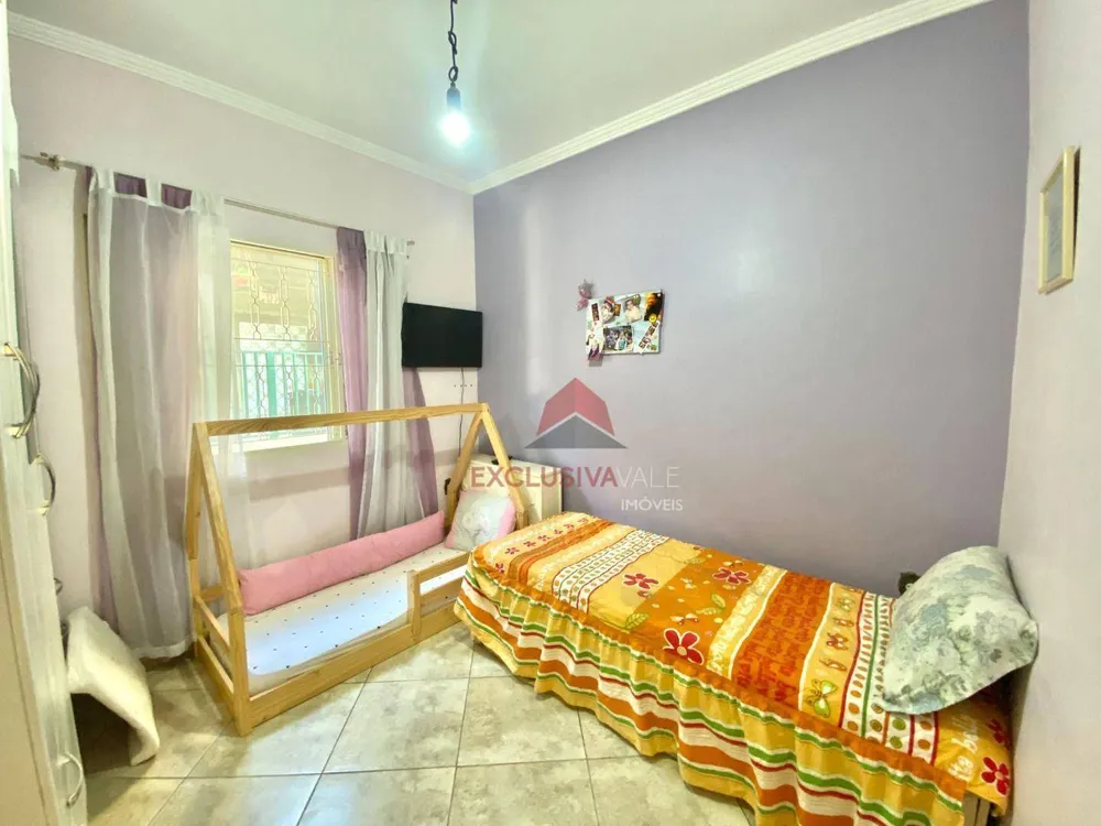 Casa, 4 quartos, 230 m² - Foto 2