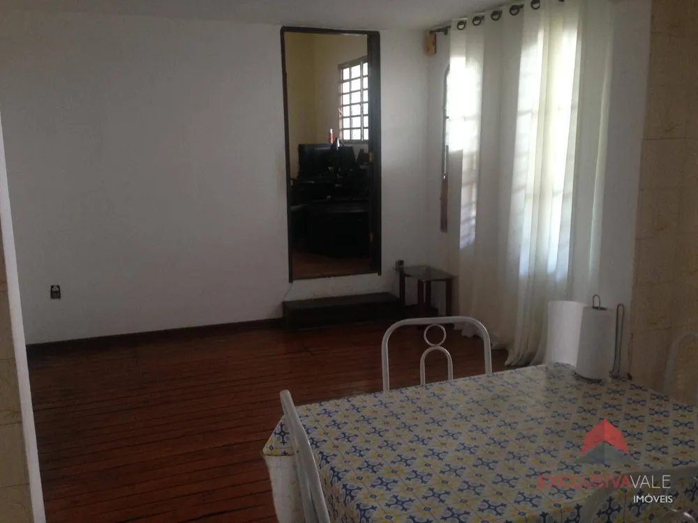 Casa, 2 quartos, 331 m² - Foto 1