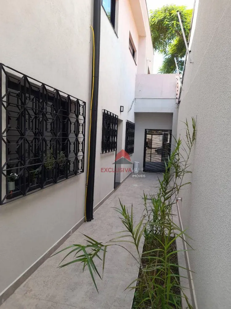 Casa, 6 quartos, 330 m² - Foto 1