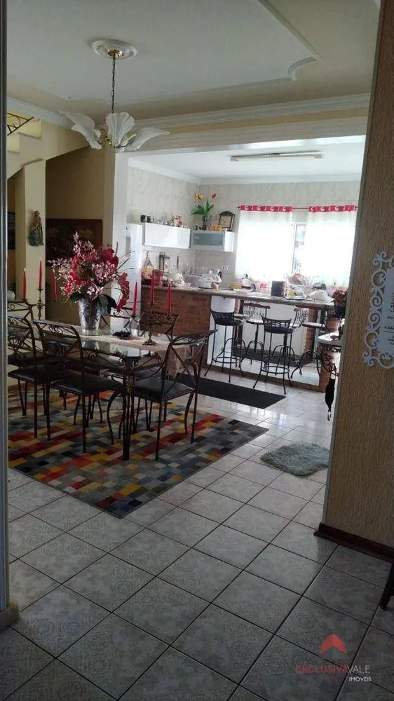 Casa, 3 quartos, 140 m² - Foto 2